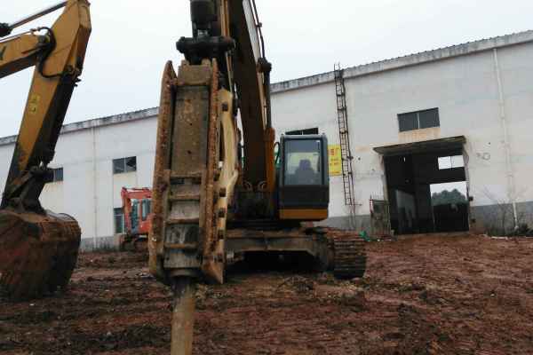 湖南出售转让二手5864小时2014年加藤HD1430R挖掘机