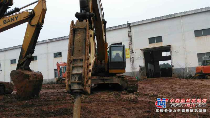 湖南出售转让二手5864小时2014年加藤HD1430R挖掘机