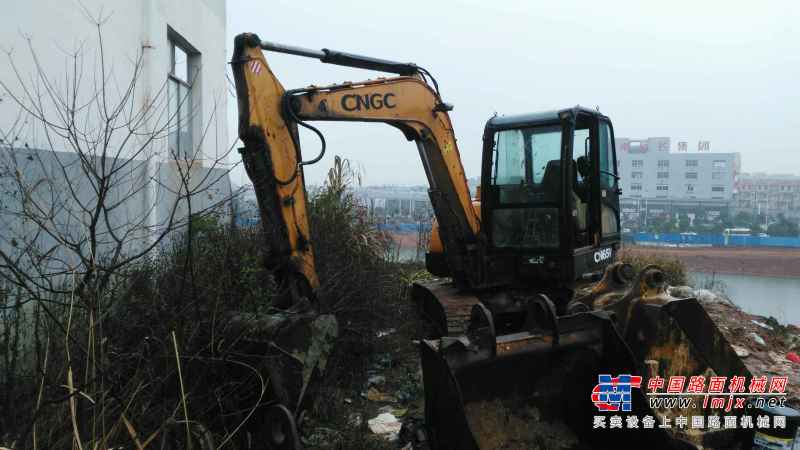 湖南出售转让二手8421小时2010年江麓65V挖掘机
