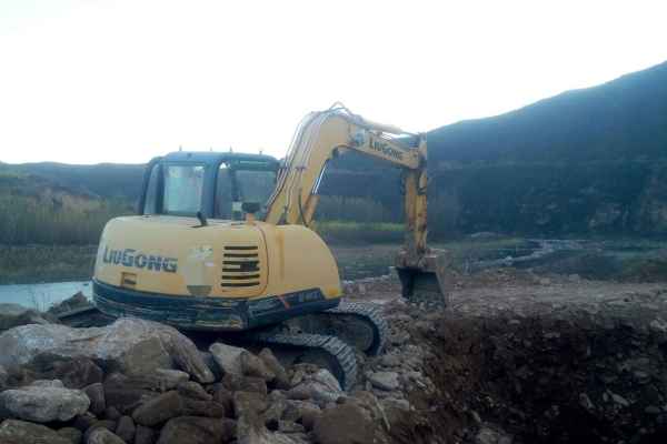 山西出售转让二手3500小时2011年柳工CLG908C挖掘机