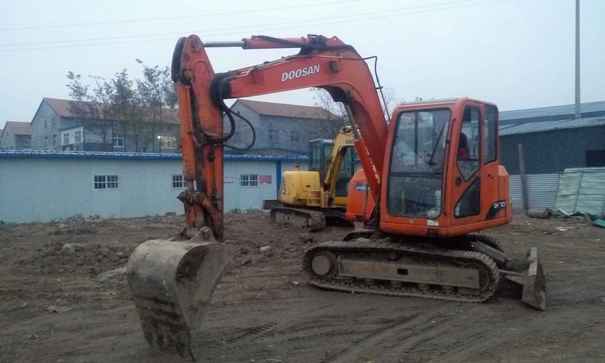 山西出售转让二手4100小时2010年斗山DH70挖掘机