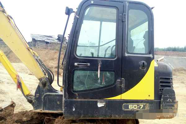 山西出售转让二手3205小时2013年现代R55挖掘机