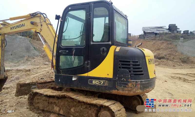 山西出售转让二手3205小时2013年现代R55挖掘机