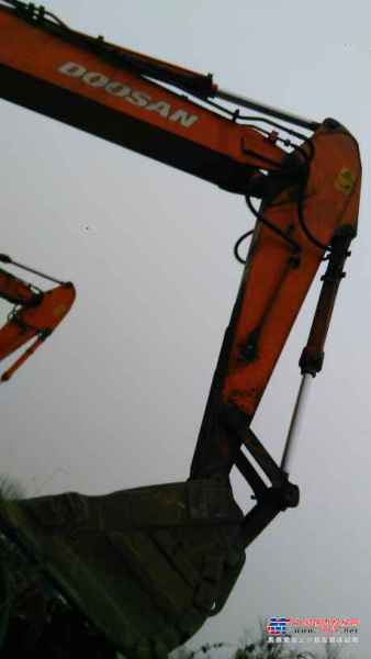辽宁出售转让二手16000小时2006年斗山DH225LC挖掘机
