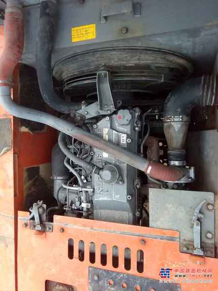 贵州出售转让二手8909小时2009年日立ZX240挖掘机