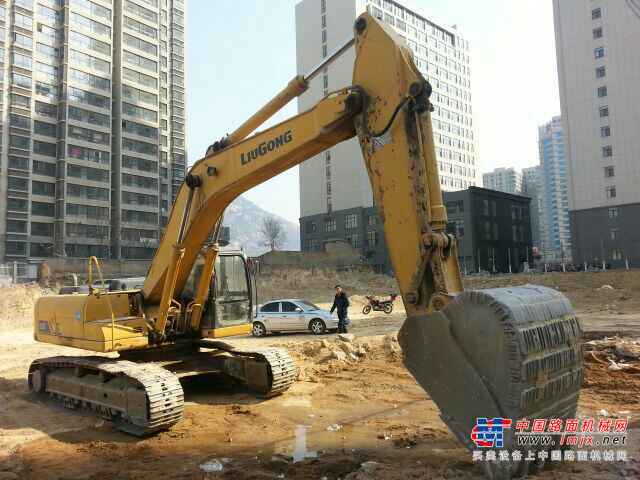 山东出售转让二手6000小时2011年柳工CLG936LC挖掘机