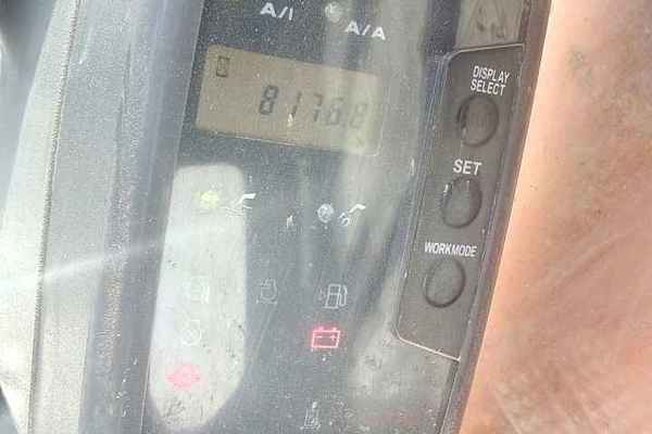 安徽出售转让二手8000小时2011年日立ZX130H挖掘机