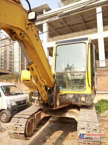 云南出售转让二手9904小时2011年现代R60挖掘机