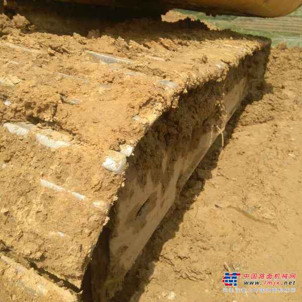 河南出售转让二手6453小时2011年JCBJS130LC挖掘机