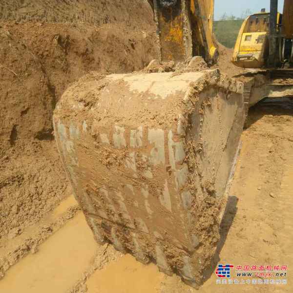 河南出售转让二手6453小时2011年JCBJS130LC挖掘机