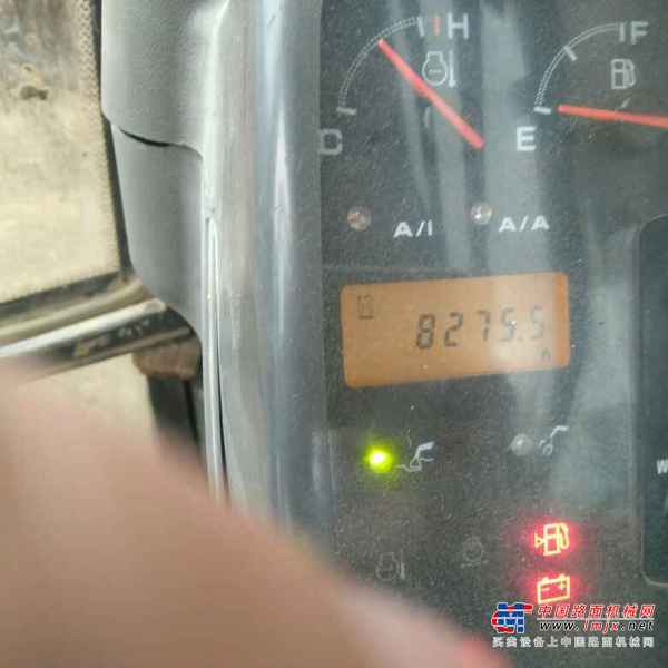 河南出售转让二手8563小时2004年日立EX200挖掘机