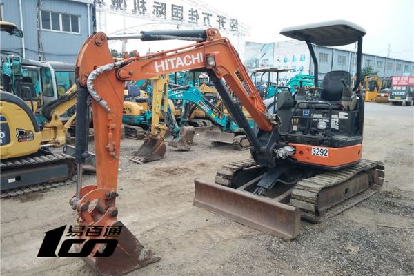 北京出售转让二手4867小时2010年日立ZX30U-3挖掘机