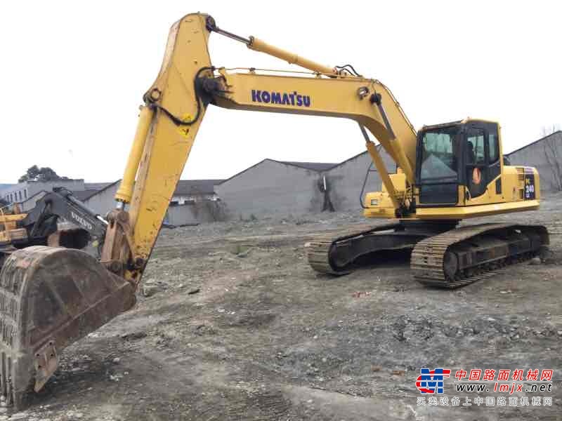 四川出售转让二手5800小时2012年小松PC240LC挖掘机