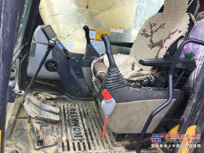 云南出售转让二手8659小时2010年小松PC240LC挖掘机