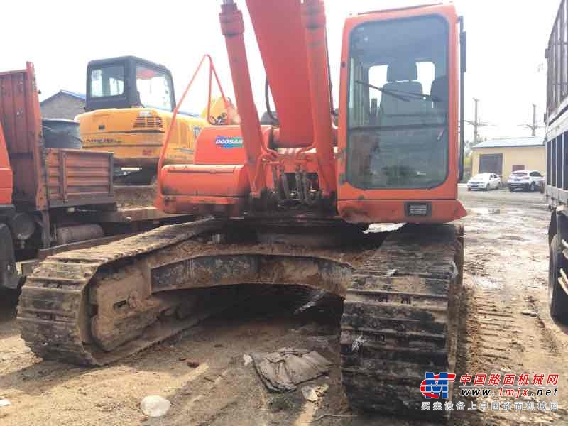 山西出售转让二手2000小时2010年斗山DH300LC挖掘机