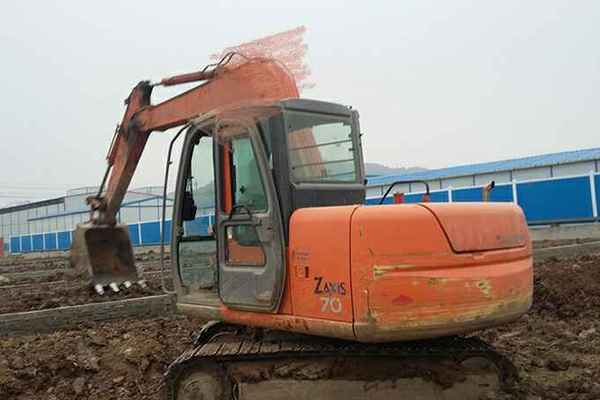 湖北出售转让二手8011小时2011年日立ZX70挖掘机