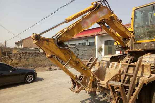 山西出售转让二手3800小时2014年临工LG660E挖掘机