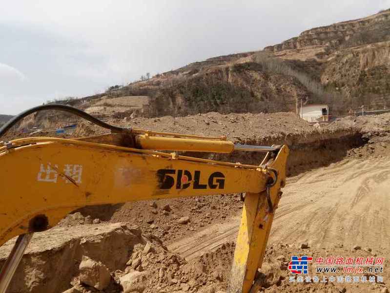 山西出售转让二手8000小时2012年临工LG685挖掘机