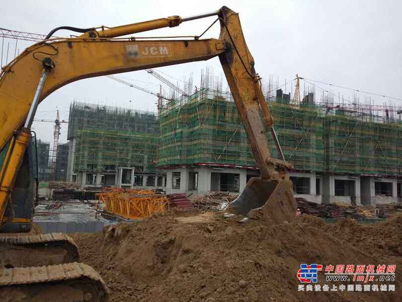 山东出售转让二手7000小时2009年山重建机JCM913C挖掘机