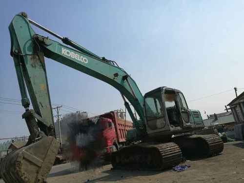 黑龙江出售转让二手13000小时2006年神钢SK200挖掘机