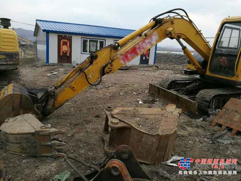 黑龙江出售转让二手6000小时2010年玉柴YC85挖掘机