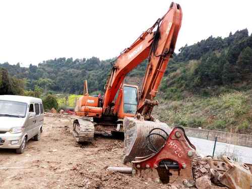 四川出售转让二手12450小时2011年斗山DH225LC挖掘机