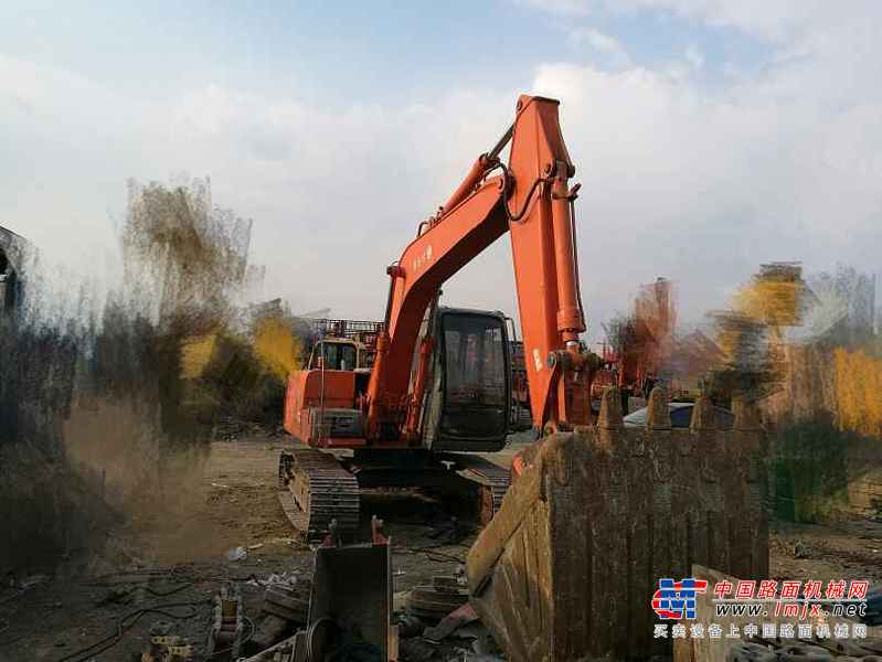 黑龙江出售转让二手2000小时2005年日立EX100挖掘机