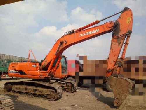 黑龙江出售转让二手15000小时2009年斗山DH225LC挖掘机