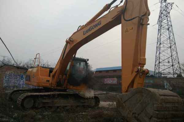 河南出售转让二手9000小时2011年柳工CLG220LC挖掘机