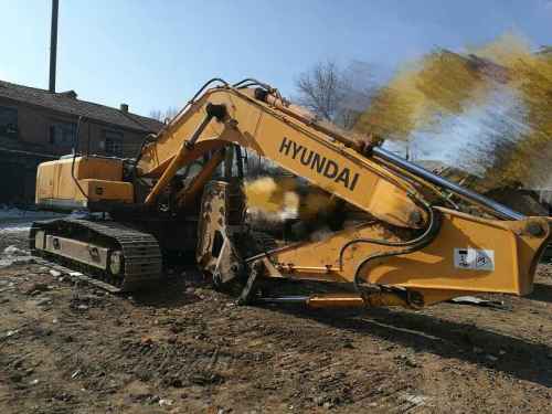 黑龙江出售转让二手15000小时2009年现代R305LC挖掘机