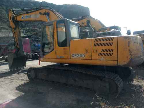 山西出售转让二手6000小时2011年徐工XE240LCU挖掘机