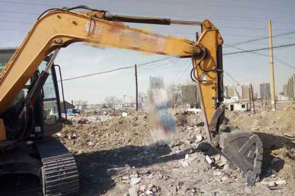 内蒙古出售转让二手6000小时2013年三一重工SY75C挖掘机