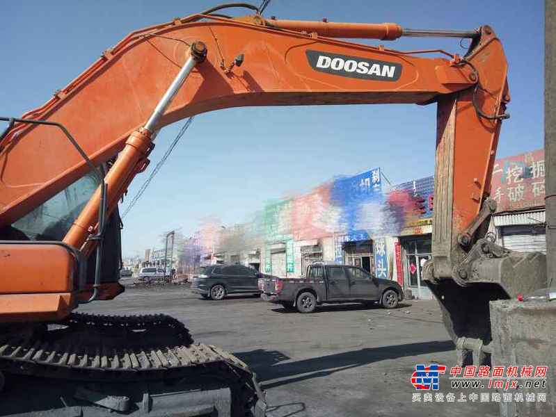 内蒙古出售转让二手7000小时2012年斗山DX380LC挖掘机