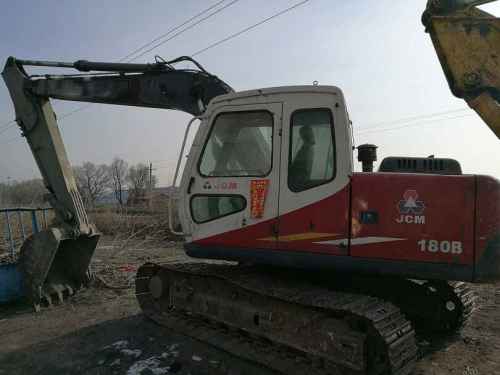 黑龙江出售转让二手15000小时2007年山重建机JCM913B挖掘机