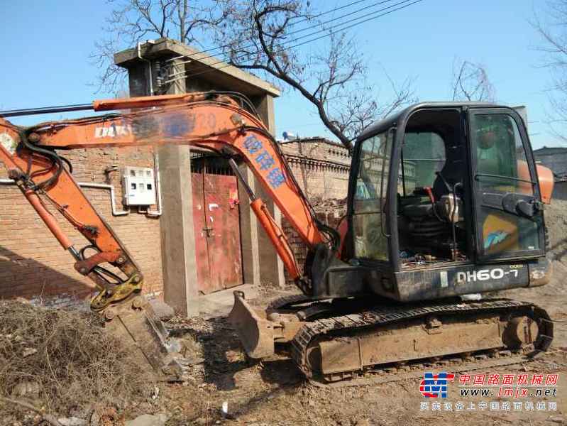 河南出售转让二手7000小时2010年斗山DH60挖掘机