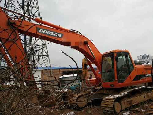 山西出售转让二手8000小时2011年斗山DH225LC挖掘机