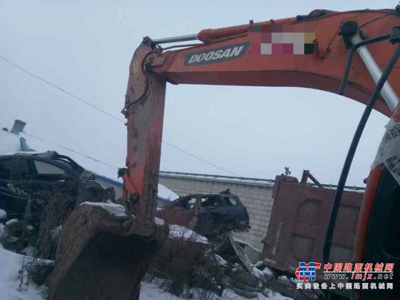 黑龙江出售转让二手10000小时2011年斗山DX260LC挖掘机