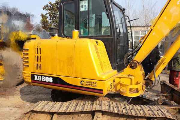 河南出售转让二手1100小时2011年厦工XG806挖掘机