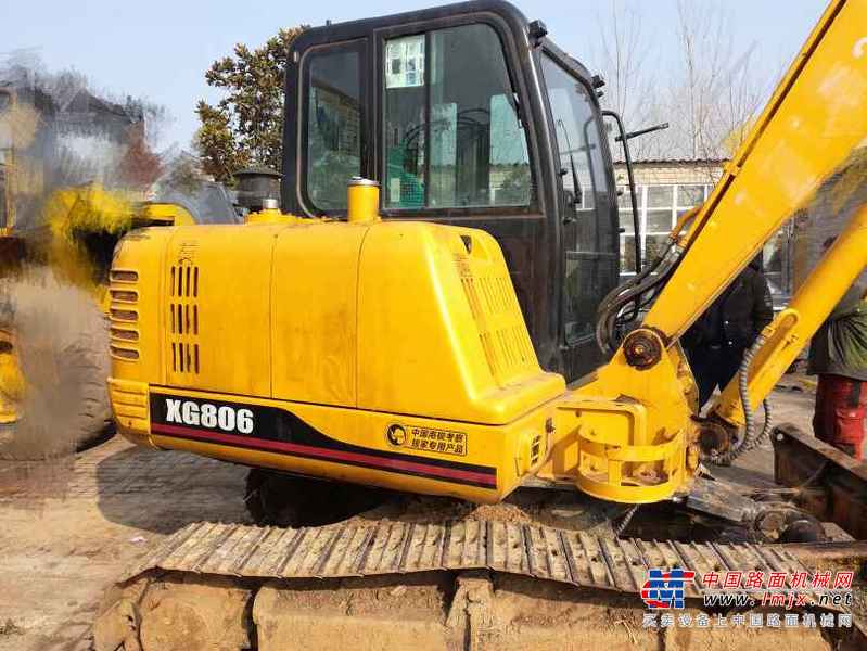 河南出售转让二手1100小时2011年厦工XG806挖掘机