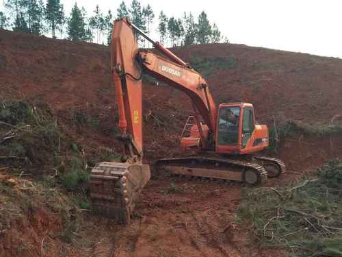 江西出售转让二手10000小时2007年斗山DH225LC挖掘机