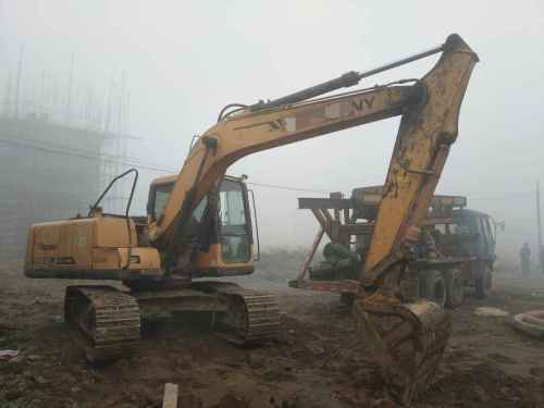 山西出售转让二手5677小时2012年三一重工SY135C挖掘机