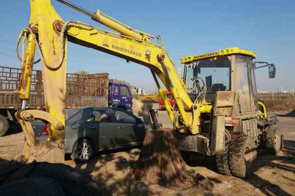 陕西出售转让二手5000小时2013年犀牛重工XNW51180挖掘机