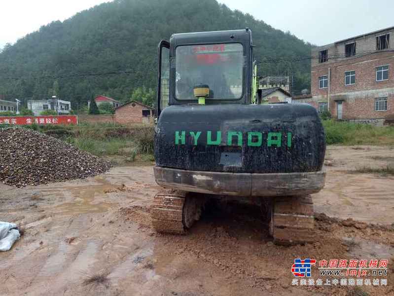 江西出售转让二手10000小时2008年现代R60挖掘机