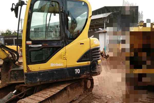 云南出售转让二手4200小时2013年现代R60挖掘机