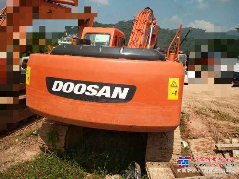 云南出售转让二手6500小时2010年斗山DH220LC挖掘机