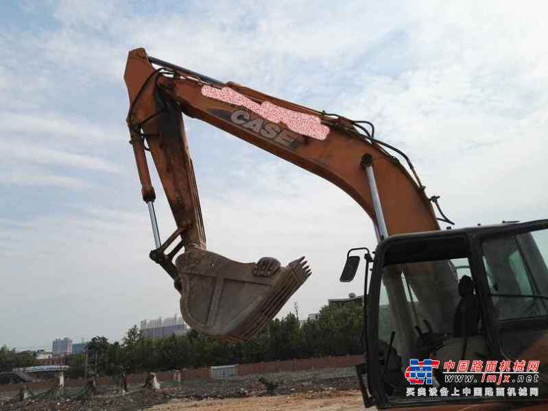 陕西出售转让二手8000小时2009年凯斯CX240B挖掘机