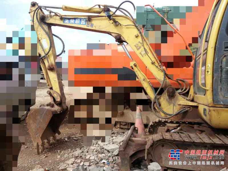 云南出售转让二手8000小时2010年玉柴YC35挖掘机