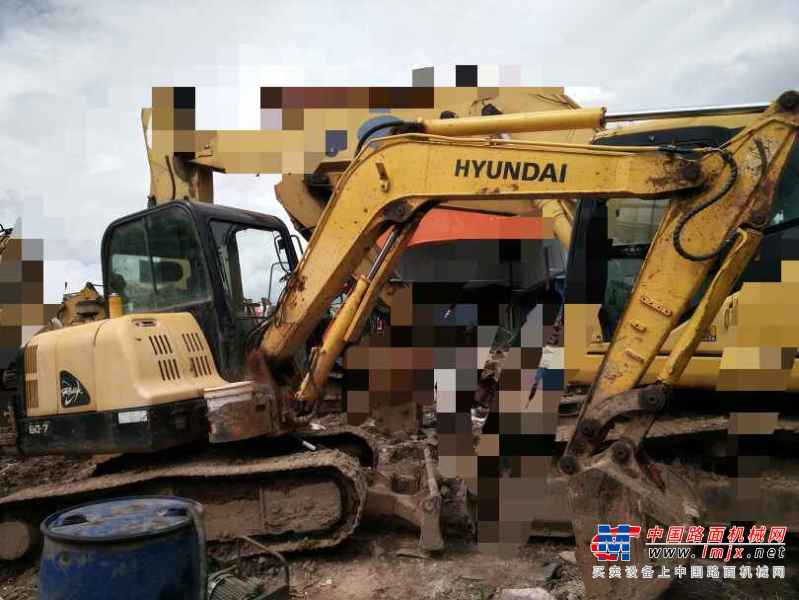 云南出售转让二手7314小时2013年现代R60挖掘机