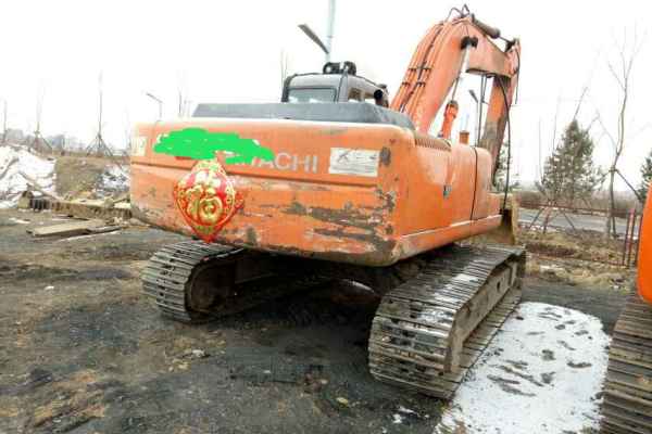 黑龙江出售转让二手14000小时2006年日立EX200挖掘机