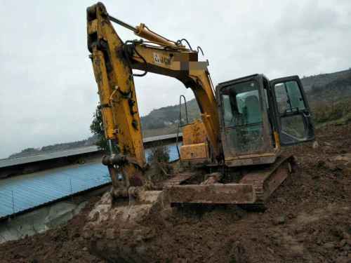 重庆出售转让二手5600小时2011年山重建机JCM908C挖掘机